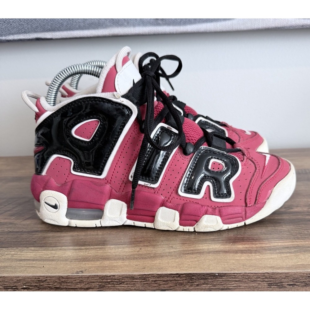 Nike Air More Uptempo GS Size 5.5Y Red Black White Basketball Shoes 415082-600